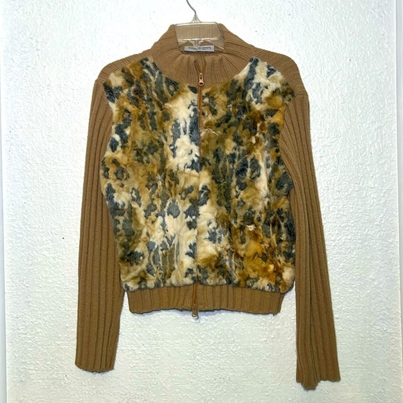 Sarah Allison‘s Italian wool blend zip front sweater - Picture 1 of 6